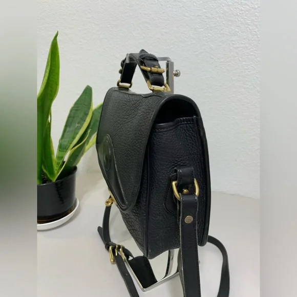 💕👜Vintage Dooney & Bourke Black AWL Crossbody Bag - Picture 4 of 14